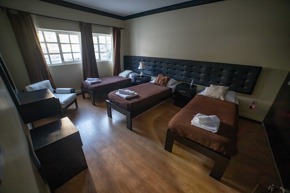 Triple Room, 3 Twin Beds