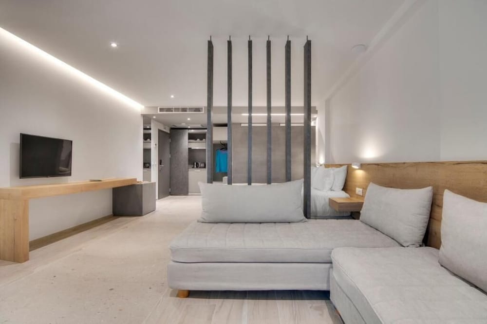 Junior Studio Suite, Private Pool, Sea View