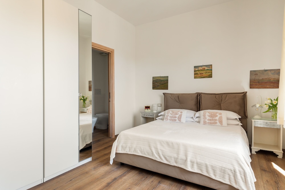 Superior Triple Room, Multiple Beds, Private Bathroom, Sea View photo 2