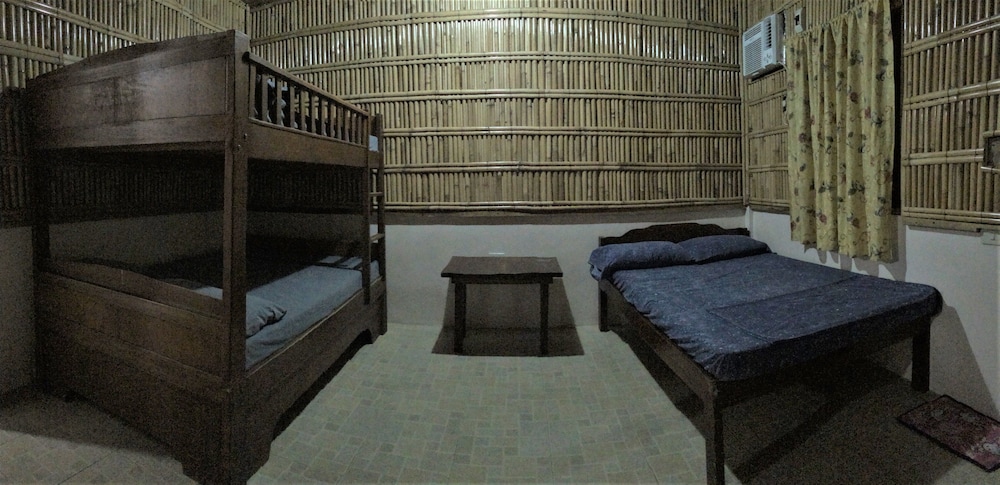 Cabin photo 2