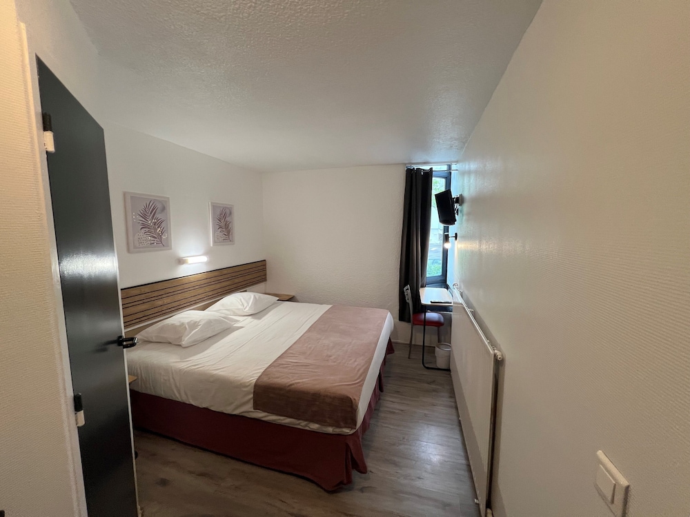 Basic Double Room