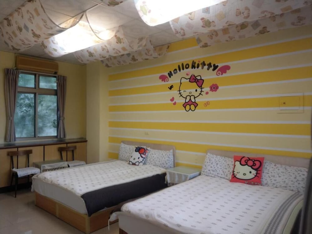 Quadruple Room (Kitty) photo 1