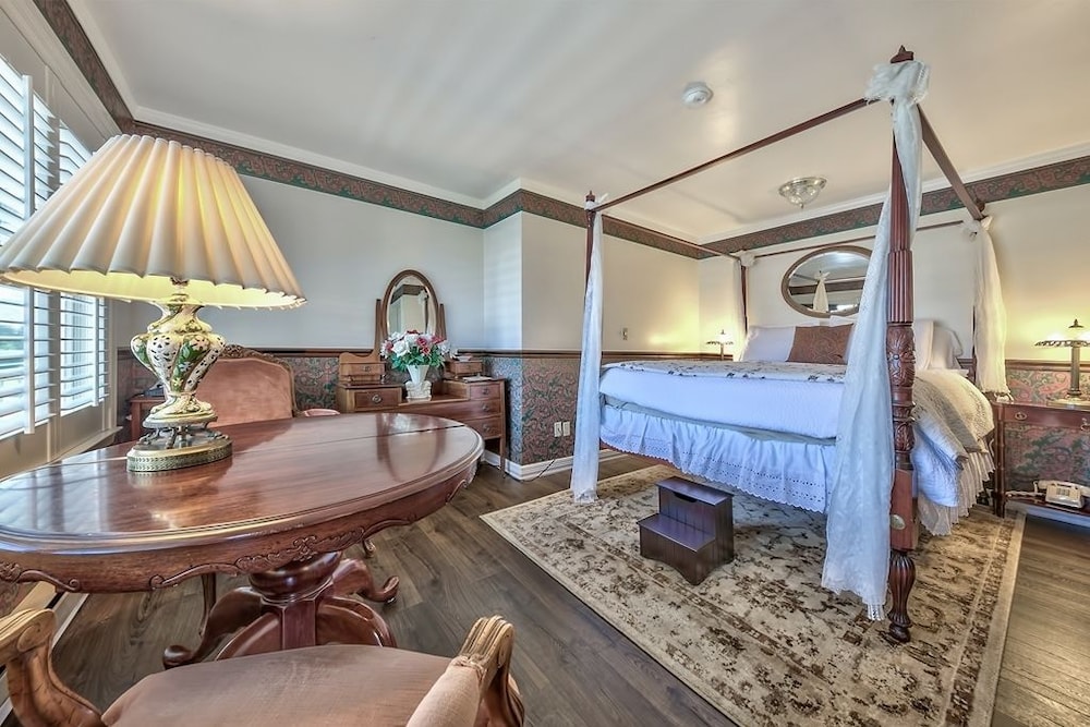 Signature Suite (J.S. Cain) photo 1
