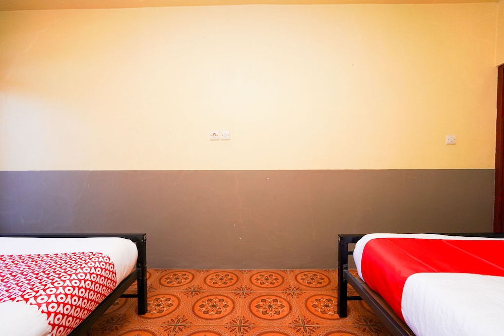 Family Room - Photo 4