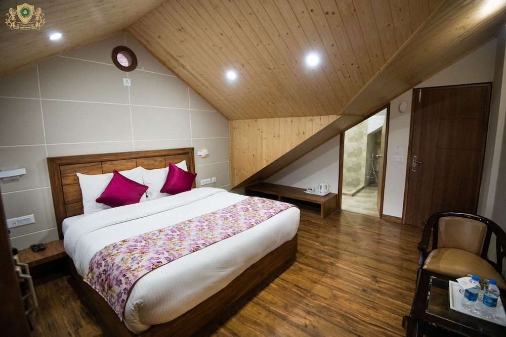 Royal Double Room