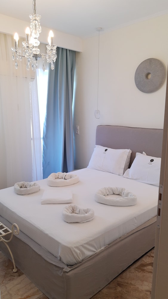 Deluxe Suite, 1 Bedroom, Sea View photo 2