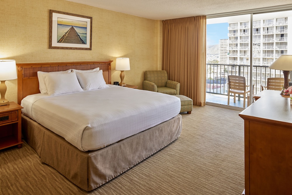 City Room, City View