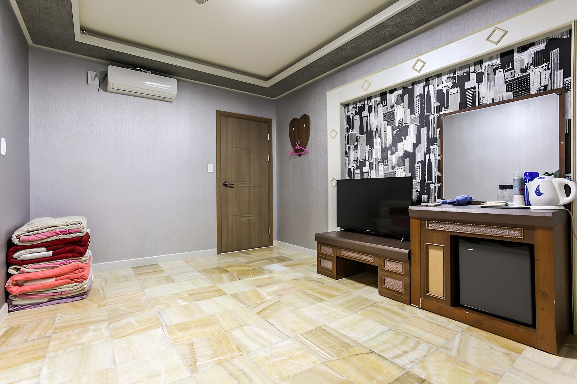 Room (On-dol) photo 3