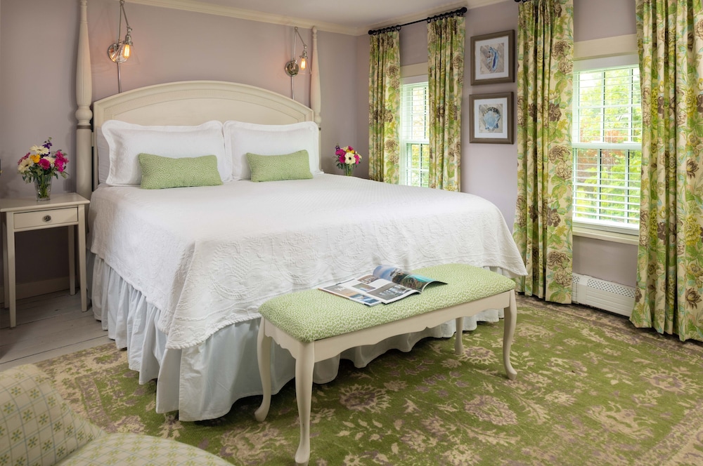 Brewster Room