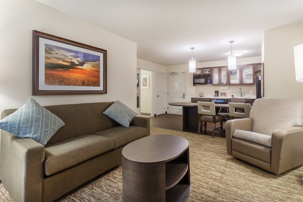 Suite, 1 Bedroom (Pet Friendly) photo 1