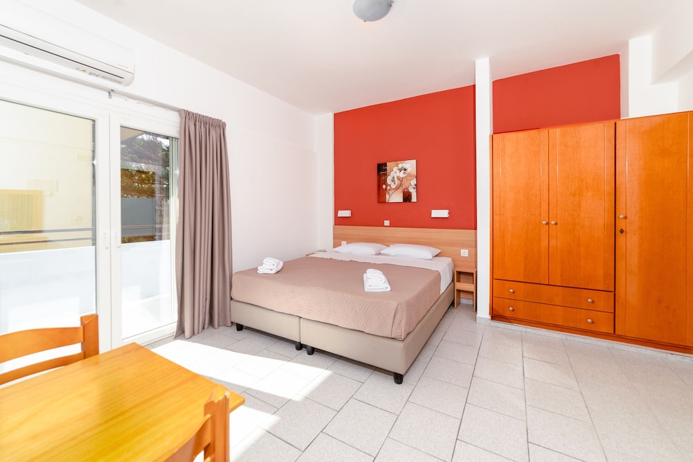 Superior Room with Inland View
