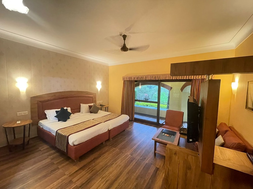 Deluxe Room - Photo 3