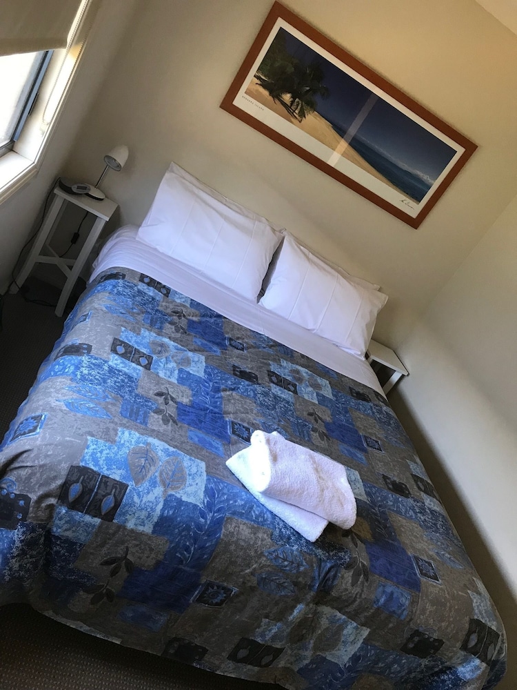 Family Suite, 2 Bedrooms, Non Smoking, Kitchen (4 Night  Family Getaway) photo 1