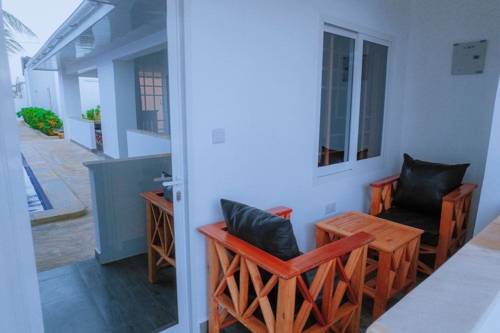 Deluxe Double Room, Balcony, Pool View