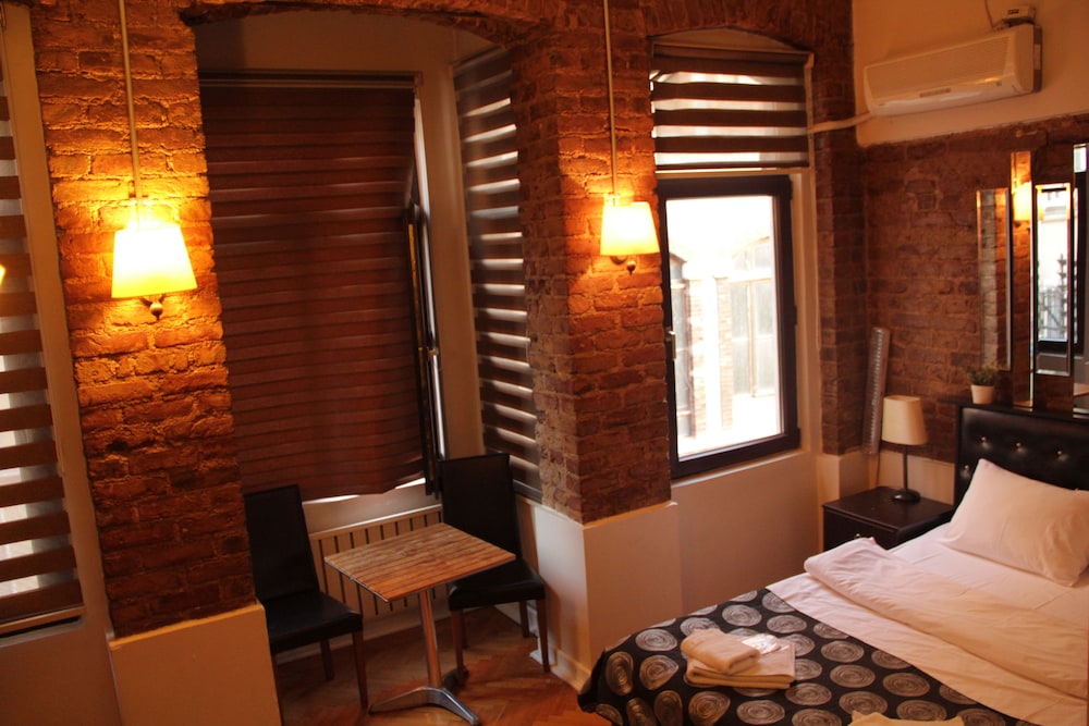 Standard Double Room photo 2
