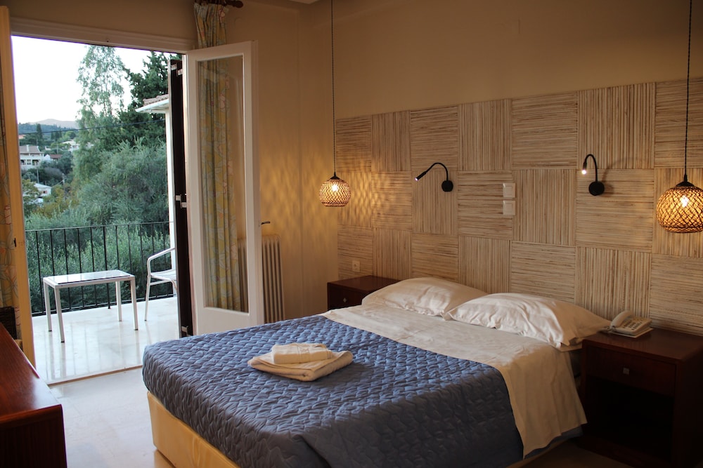 Single Room, Mountain View