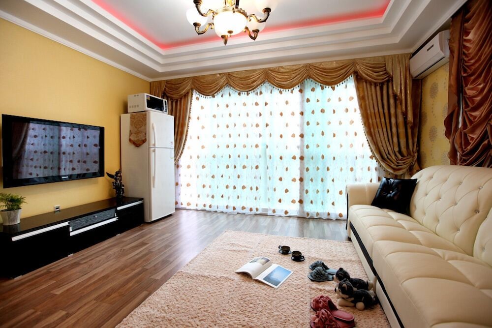 Room (Lupinus) photo 3