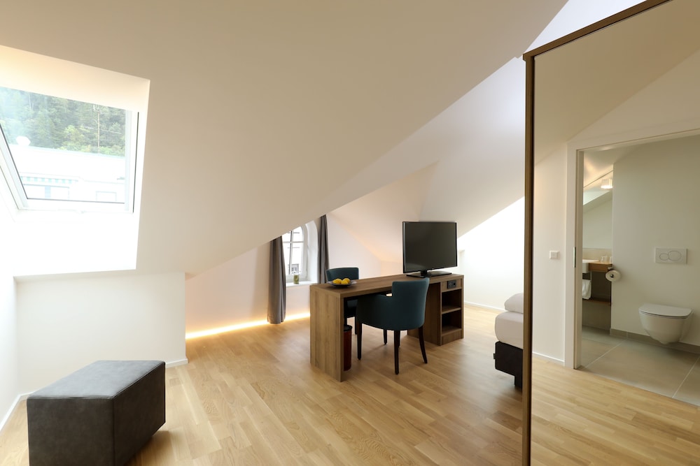Superior Double Room, 1 Queen Bed photo 3