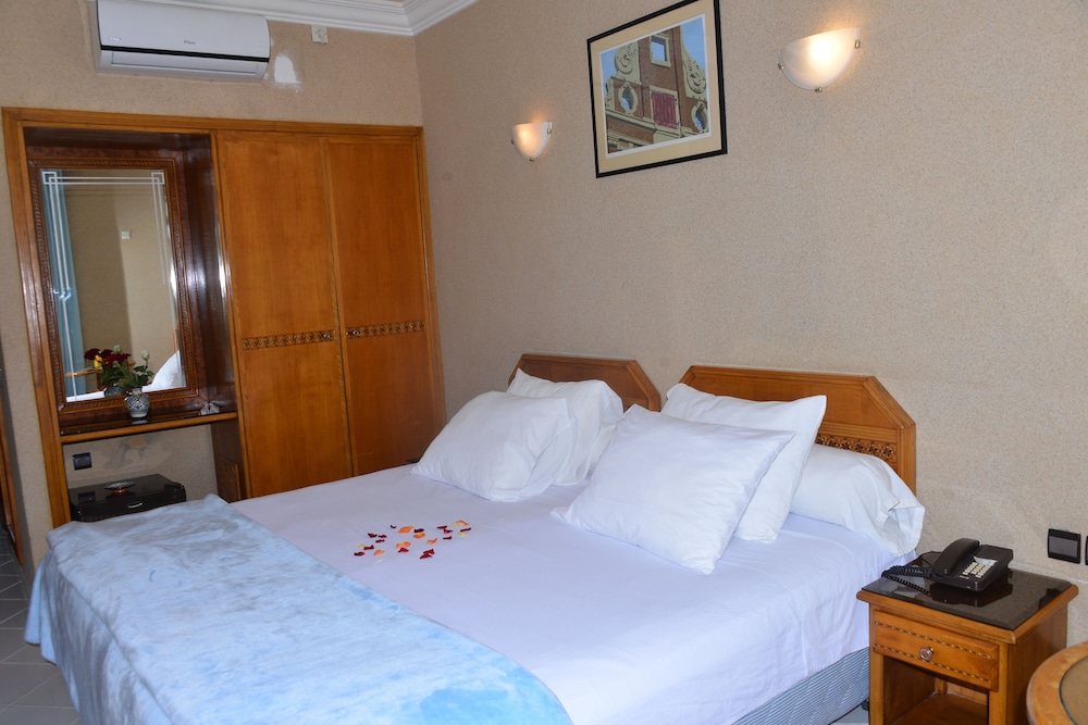 Standard Double Room Single Use "Vue piscine'' photo 2