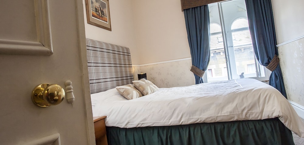 Double Room (Small) photo 2