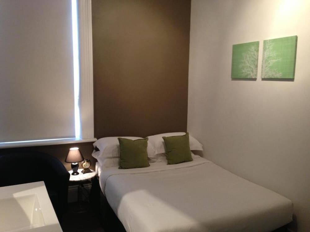 Standard Double Room photo 2