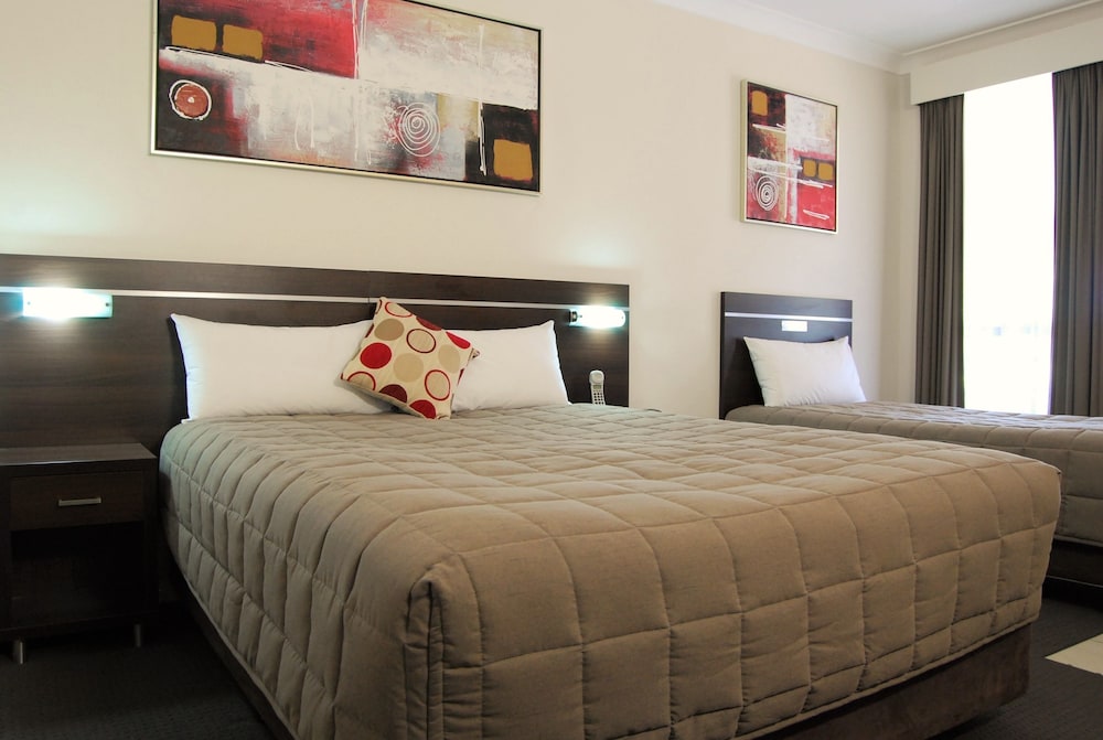Standard Twin Room photo 2