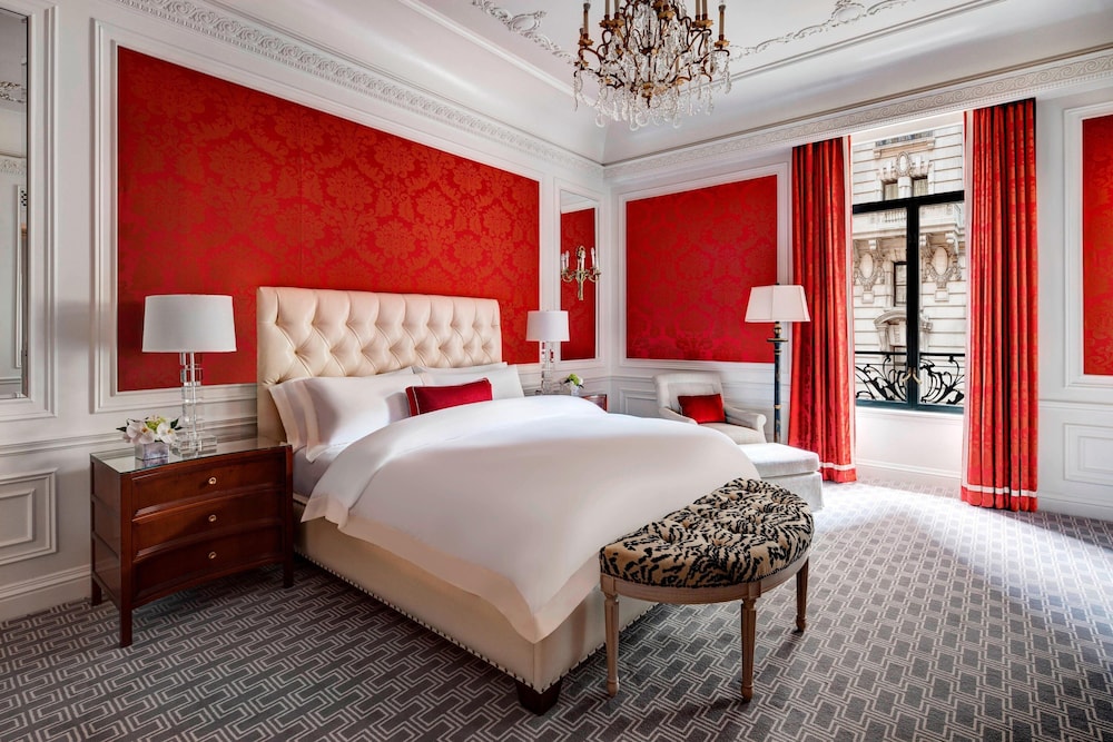Grand Suite, 1 Double Bed, Corner (Butler Service Included)