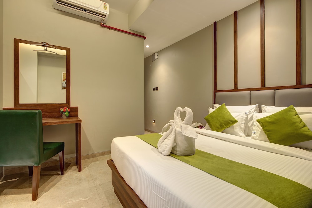 Business Room - Photo 17