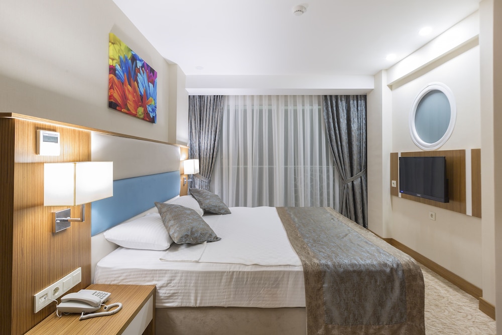 Sea View Room photo 1