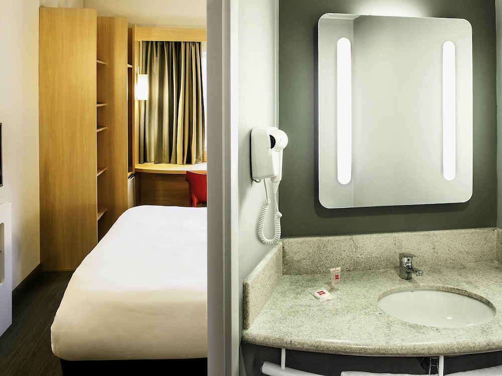 Standard Room, 1 Double Bed photo 3