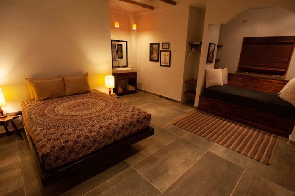 Deluxe Cabin, 1 Queen Bed, Ocean View (Treehouse Cabaña)
