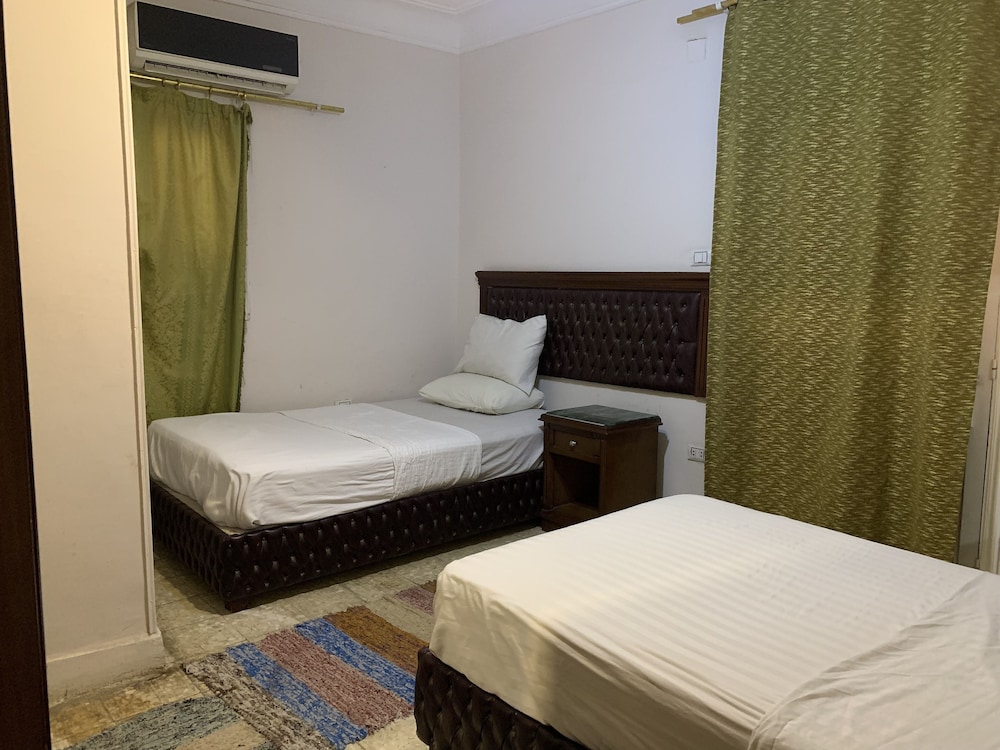Deluxe Room, 1 Bedroom photo 3