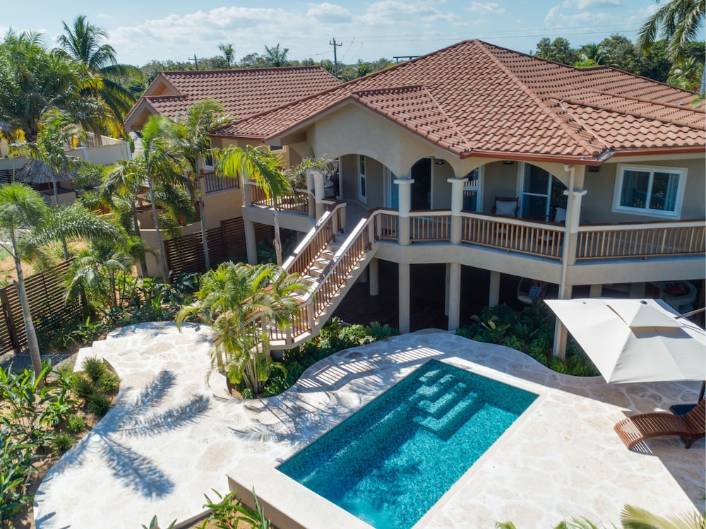 Sea Horse Luxury Villa, 4 Bedrooms, Ocean View photo 1