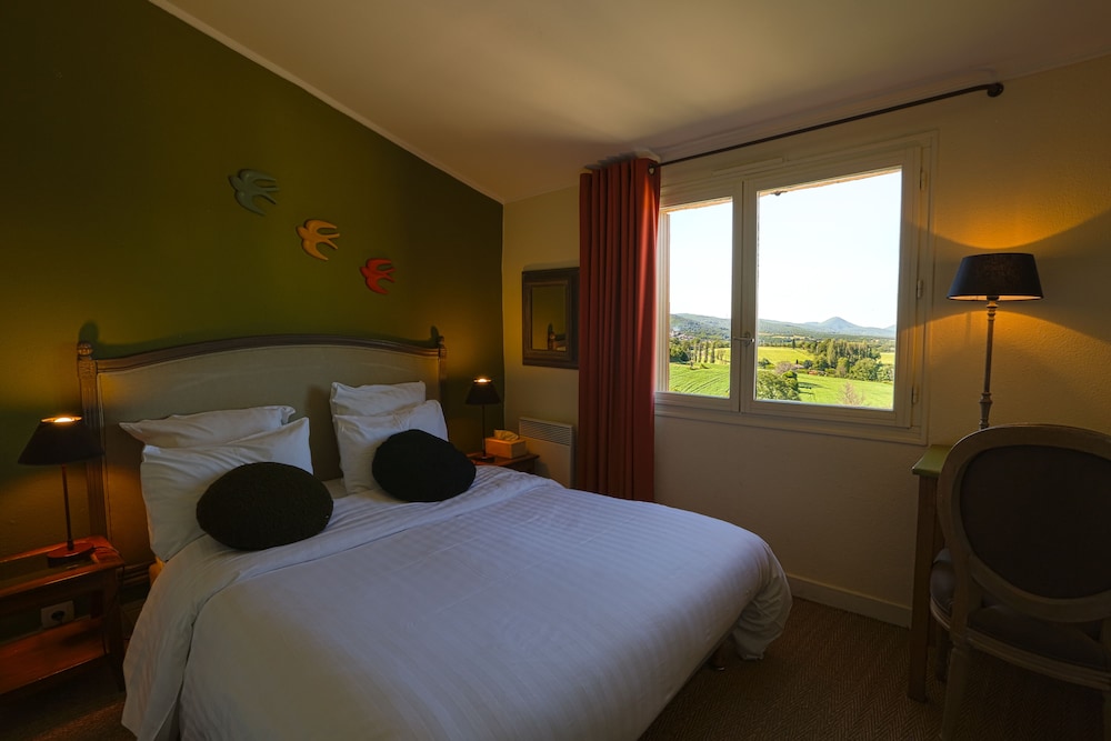 Economy Double Room photo 3