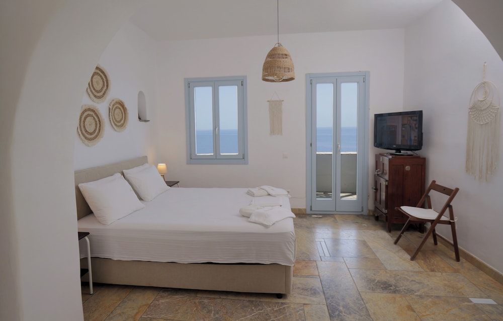 Deluxe Double or Twin Room, Bay View photo 1