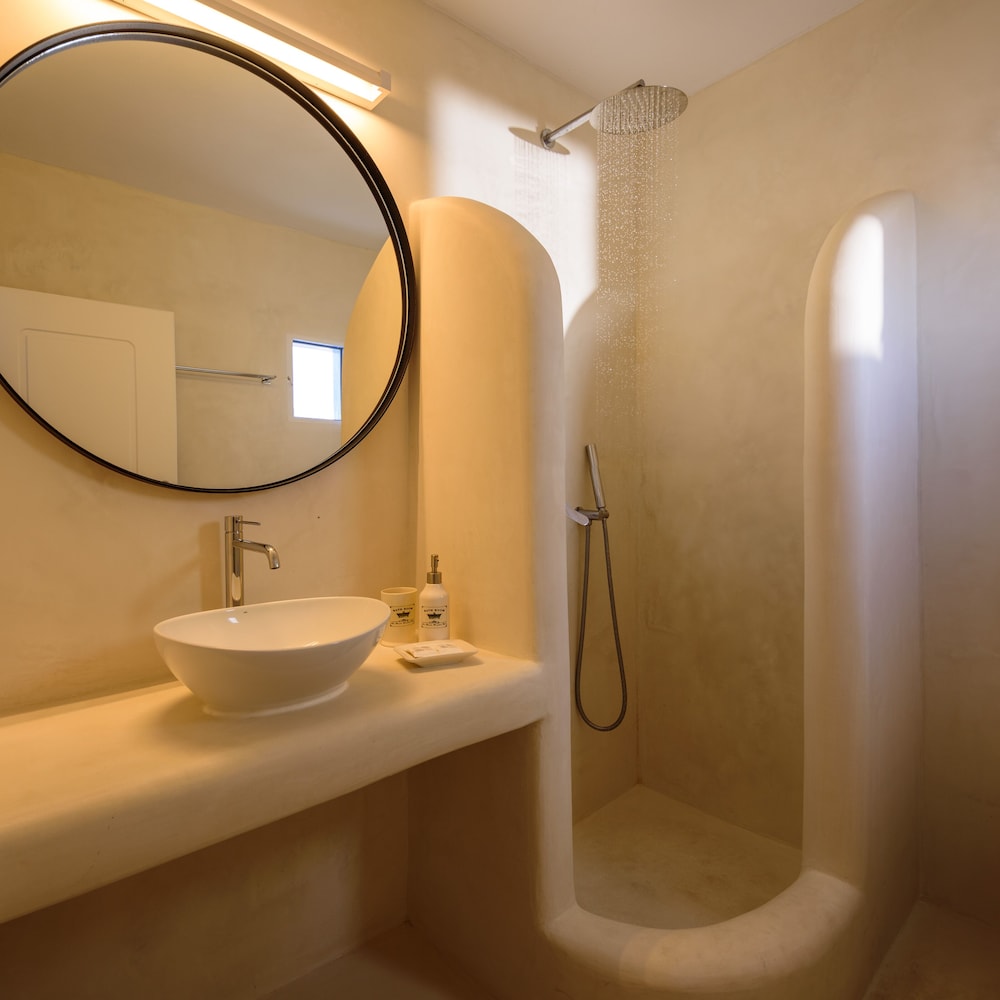 Standard Room, Sea View - Photo 11