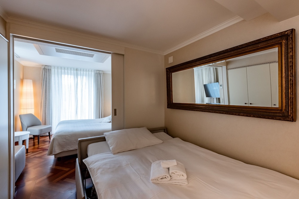 Junior Suite with Sofa Bed photo 1