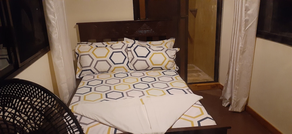 Standard Double or Twin Room, Beach View photo 2