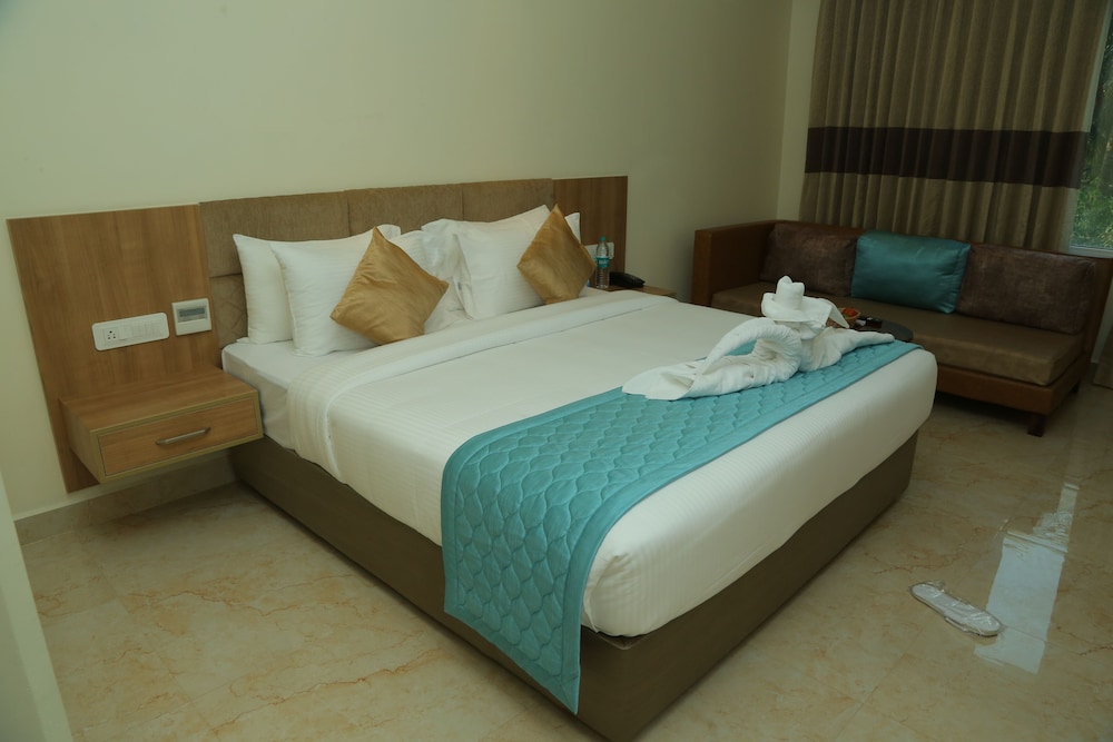 Premium Room - Photo 10