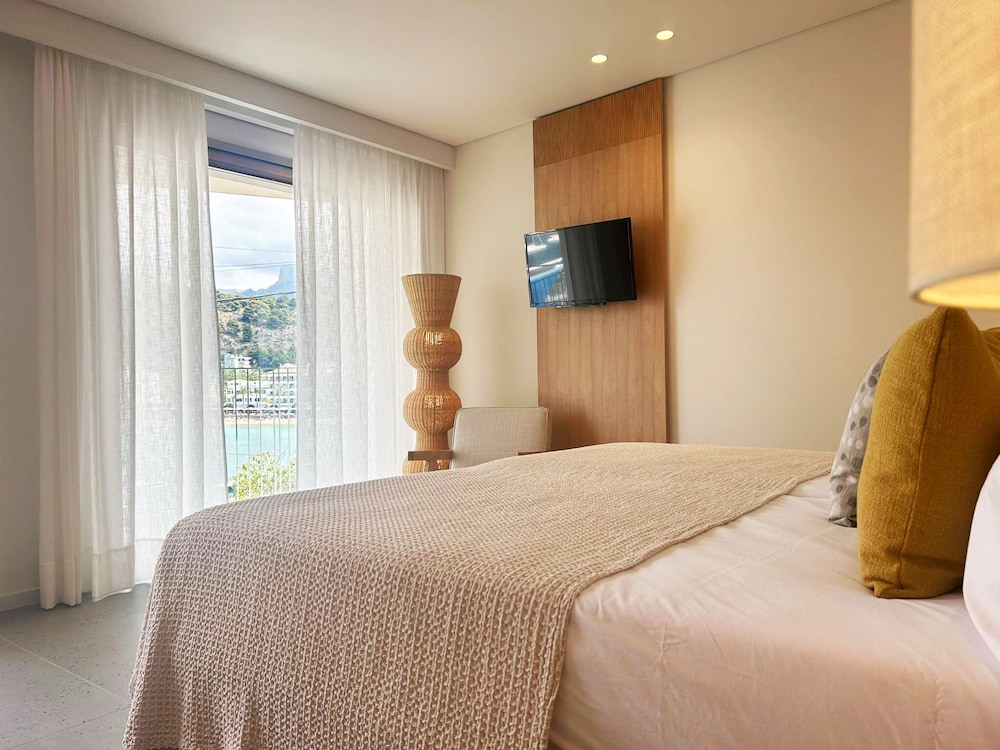 Deluxe Double Room, Mobility Accessible, Sea View photo 3