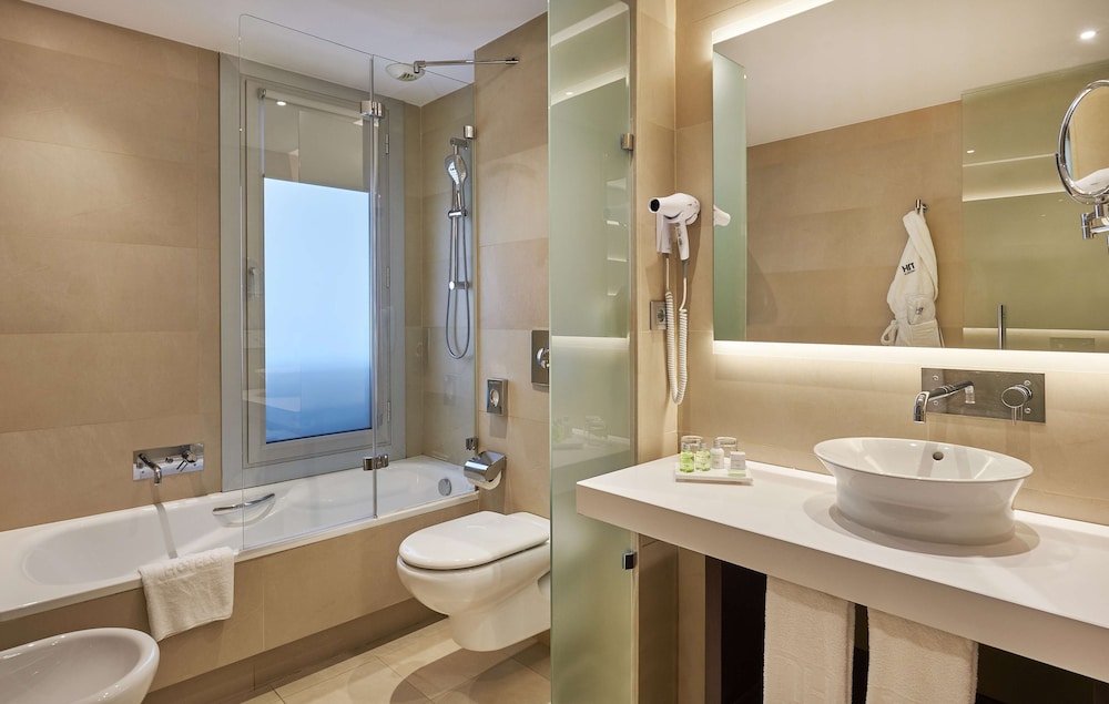 Junior Suite, Terrace (Extra Bed 3 adults) thumbnail 6