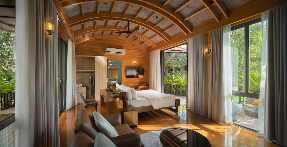 Deluxe Villa (Double Bed) - Photo 2