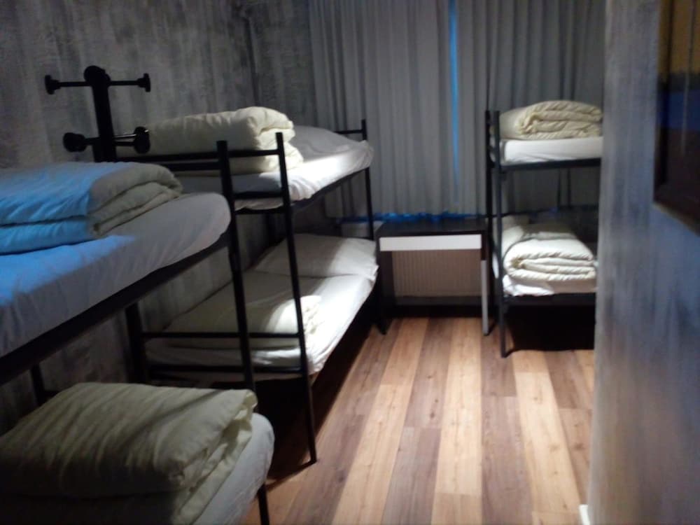Bed In Shared Dormitory, Mixed Dorm (6 Beds) photo 1