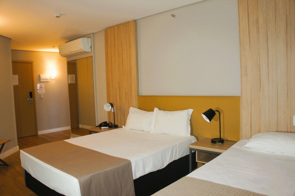 Executive Triple Room, Multiple Beds - Photo 1