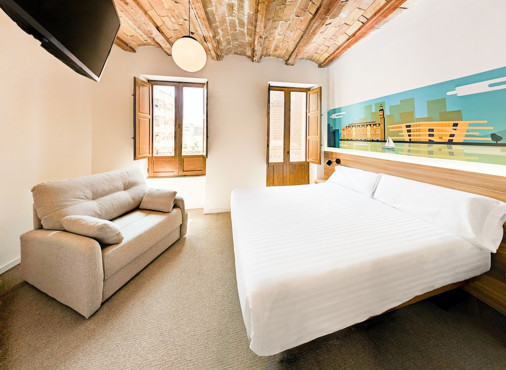 Double Room - Photo 6