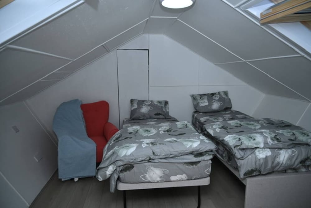 Watermead Retreat Bungalow, Photo 5