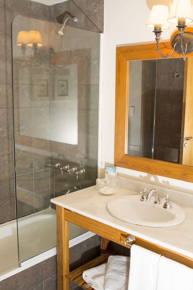 Standard Double Room Single Use photo 2
