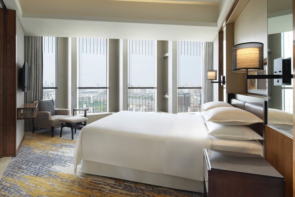 Executive Room, 1 King Bed photo 1