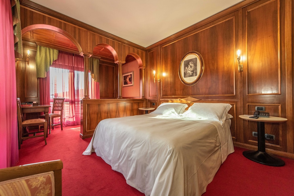 Deluxe Double Room, Balcony