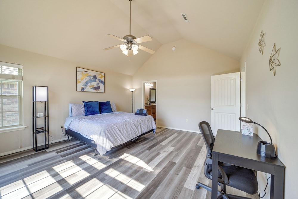 House (4 Bedrooms) photo 2